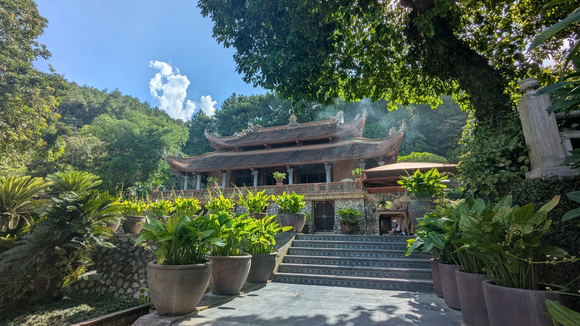 Field Trip: Địa Tạng Phi Lai Pagoda